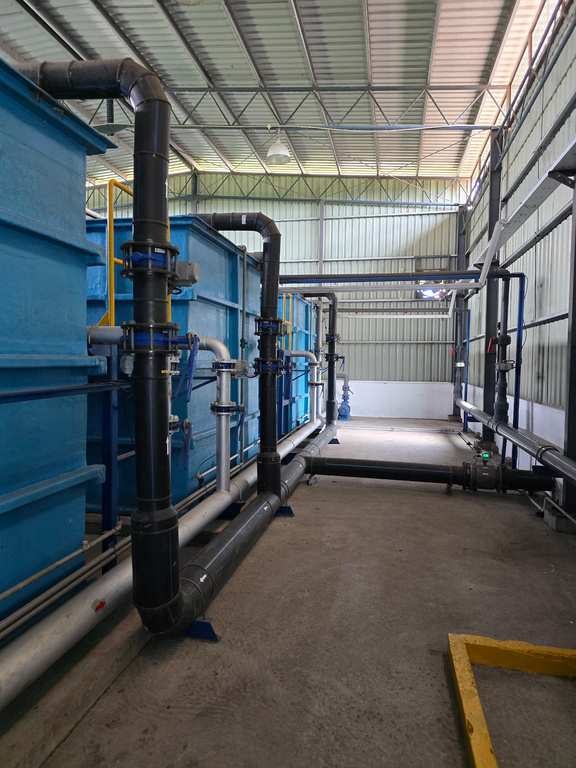 MBR system piping